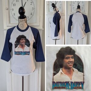 Vintage Glitter Graphic Novelty T Shirt - Patrick Duffy in Dallas